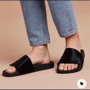 Adidas Adilette pony hair slides - size 6